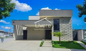 Imagem: Casa térrea em fino acabamento no condomínio