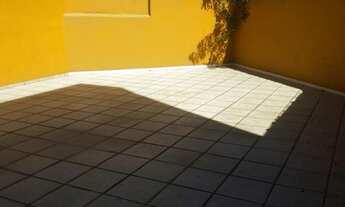 Imagem 3: Casa Residencial e/ou Comercial em Avenida, com edícula e terrenos grandes