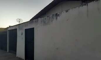 Imagem 3: Duas casas Casa com 3 dormitórios