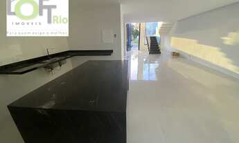 Imagem 6: Casa de condomínio para aluguel possui 331 metros quadrados com 3 quartos