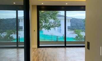 Imagem 2: Casa para venda tem 400 m² com 5 quartos em Alphaville - Genesis II