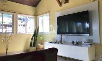 Imagem 5: Petrópolis - Linda casa de 3 quartos com quintal e churrasqueira no Saldanha Marinho