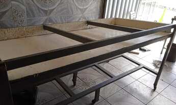 Imagem 3: Fruteira de ferro