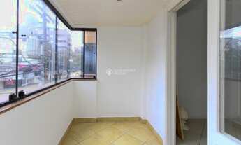 Imagem 3: Apartamento para venda possui 61 metros quadrados com 2 quartos em Mont Serrat - Porto Ale