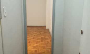 Imagem 2: Apto na Rua em frente ao madureira Shopping