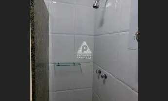 Imagem 7: Apartamento com Sala, Quarto, Banheiro e Cozinha em Copacabana