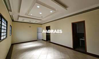 Imagem 5: Casa térrea com 2 quartos, 1 suíte, 2 vagas, para alugar, 375 m² por R$ 2.890/mês - Vila I