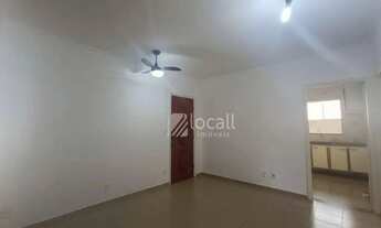 Imagem 2: Apartamento com 2 dormitórios para alugar, 70 m² por R$ 1.700/mês - Jardim Vivendas - São