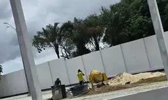 Imagem 2: ESPETACULAR Terreno na Av Jacira Reis. 4.180m2. Fachada 97 metros. Plano. Murado. Calçado