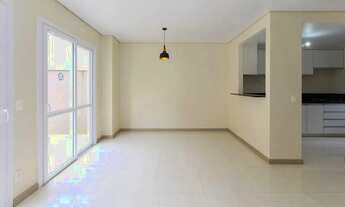 Imagem 5: Casa com 3 Quartos para Alugar no bairro Centro com 159m²