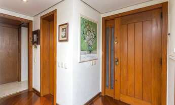 Imagem 5: Apartamento com 3 dorm, sendo 1 suíte, 2 vagas, 140m² privativos no Petrópolis