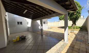 Imagem 7: Casa disponível para venda e locação no bairro Marta Helena em Uberlândia-MG