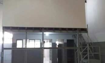 Imagem 5: Imóvel para aluguel possui 612 metros quadrados em Rocha Miranda - Rio de Janeiro - RJ