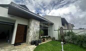 Imagem 3: Sobrado à venda no bairro São Lourenço - Curitiba/PR