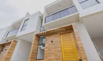 Imagem: Sobrado com até 3 vagas de garagem!