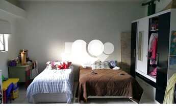 Imagem 4: Prédio inteiro com 5 quartos à venda em Azenha - RS