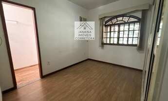 Imagem 6: Casa linear com 2 quartos sendo 1 suíte , quintal, arvores frutíferas em Bananal - Guapimi