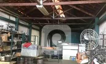 Imagem 2: Galpão / Depósito / Armazém à Venda 500m²