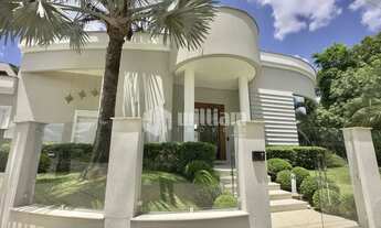 Imagem: CASA DE LUXO COM 3 SUÍTES À VENDA NO BAIRRO