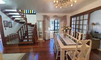 Imagem 4: Ótima casa de esquina com 4 quartos