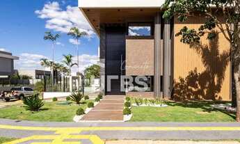 Imagem 2: Esplêndida Casa de Luxo à Venda no Condomínio Portal do Sol Green Goiânia/GO