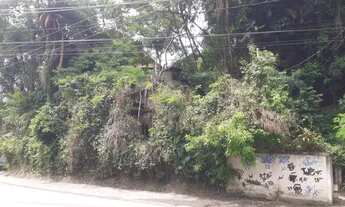 Imagem 4: Caramujo-Niteró-Florália - 3 Casas 350m² sendo 4qts/ste,2qts/ste,1qto/ste, quintal RUA PRI