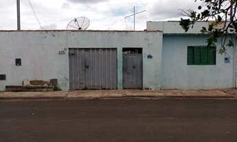 Imagem: Oportunidade investimento! Lote com 02 casas(c