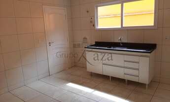 Imagem 3: Sao Jose dos Campos - Casa Padrão - Bosque dos Ipes