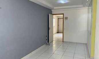 Imagem 5: Apto 55 metros , 2 banheiros , condomínio com piscina ,Yapoatan repasse 130 mil