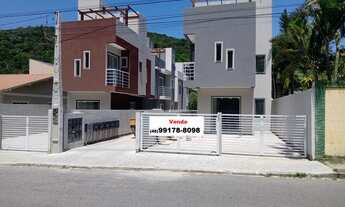 Imagem: Casa Triplex individual com 3 dormitórios