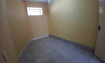 Imagem 5: Aluga-se uma Casa com Dois Quartos (Contato: *