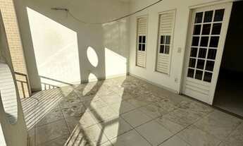 Imagem 2: Casa para venda tem 250 metros quadrados com 4 quartos em - Delmiro Gouveia - Alagoas