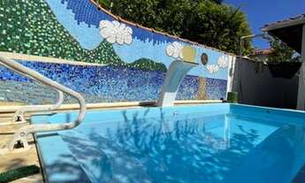 Imagem 2: Casa com piscina