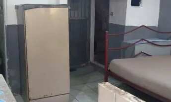 Imagem 1: Alugo Um comodo Casa com 1 dormitório