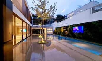 Imagem 2: Casa de condomínio para venda tem 1000 metros quadrados com 5 quartos em Tamboré - Barueri