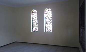 Imagem 2: Casa para venda tem 130 metros quadrados com 3 quartos em Centro - Embu das Artes - São Pa