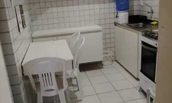 Imagem 3: Quarto em Boa Viagem ara moças em ambiente familiar