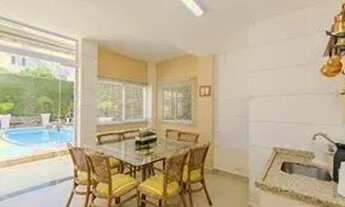 Imagem 3: Casa de condomínio para venda possui 280 metros quadrados com 5 quartos