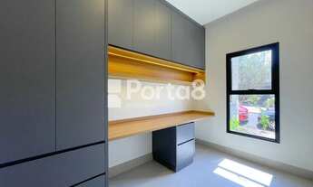 Imagem 3: Residência Exclusiva: Conheça Esta Casa no Condomínio Village La Montagne!