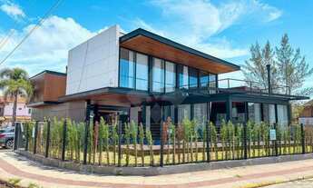 Imagem: Casa de 4 dormitórios, Bairro Ferrugem