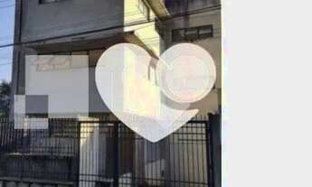 Imagem 2: Prédio inteiro com 5 quartos à venda em Azenha - RS