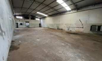 Imagem 2: Galpão comercial de 307m² com escritório para locação - Vila Elisa