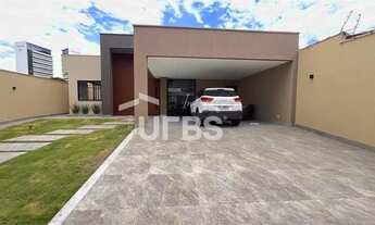 Imagem 2: Casa térrea no Pq. Amazônia 3 quartos