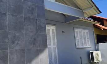 Imagem 2: Casa Semi Mobiliada com móveis planejados e piscina, a venda no Jardim dos Lagos, Guaíba