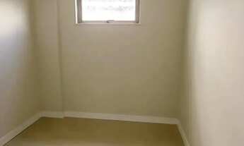 Imagem 5: Casa a venda em Alphaville Litoral Norte 2 com 4 suites piscina e área gourmet nova