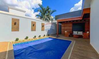 Imagem 6: Casa de alto padrão à venda no Residencial Lagoa