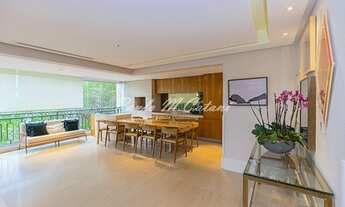 Imagem 2: Apto impecável com 156 m2, 3 suítes e varanda gourmet em condomínio clube na Vila Olimpia!