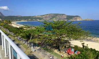 Imagem: Espetacular cobertura em frente à praia