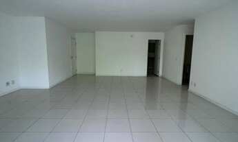 Imagem 4: Apartamento para venda possui 178 metros quadrados com 4 quartos