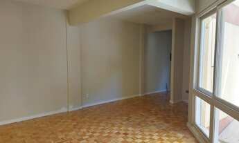 Imagem 4: Belíssimo 2 dormitórios com lavabo e sacada